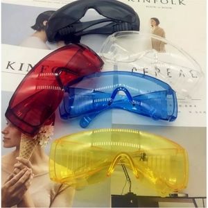 LIZCLOTHES//OVERSIZE GLASSES